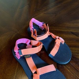 Teva athletic sandals